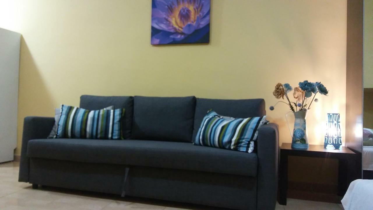 Apartamento Domingo Lozano Malaga Bagian luar foto