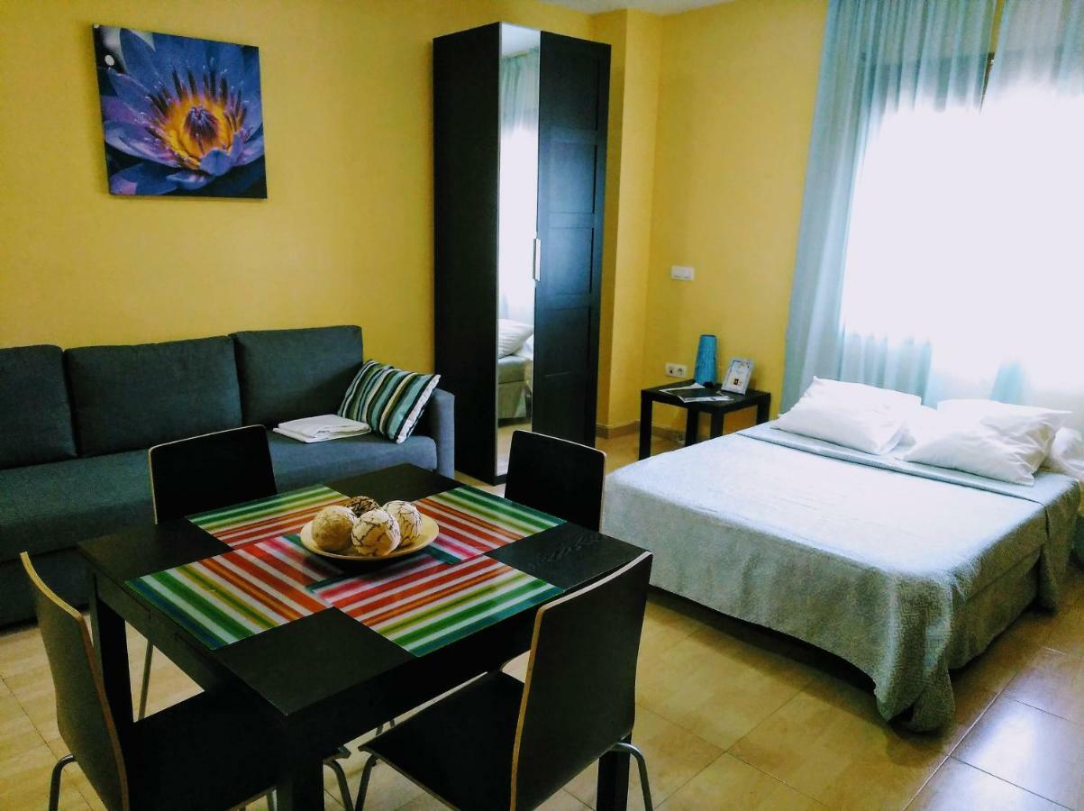 Apartamento Domingo Lozano Malaga Bagian luar foto