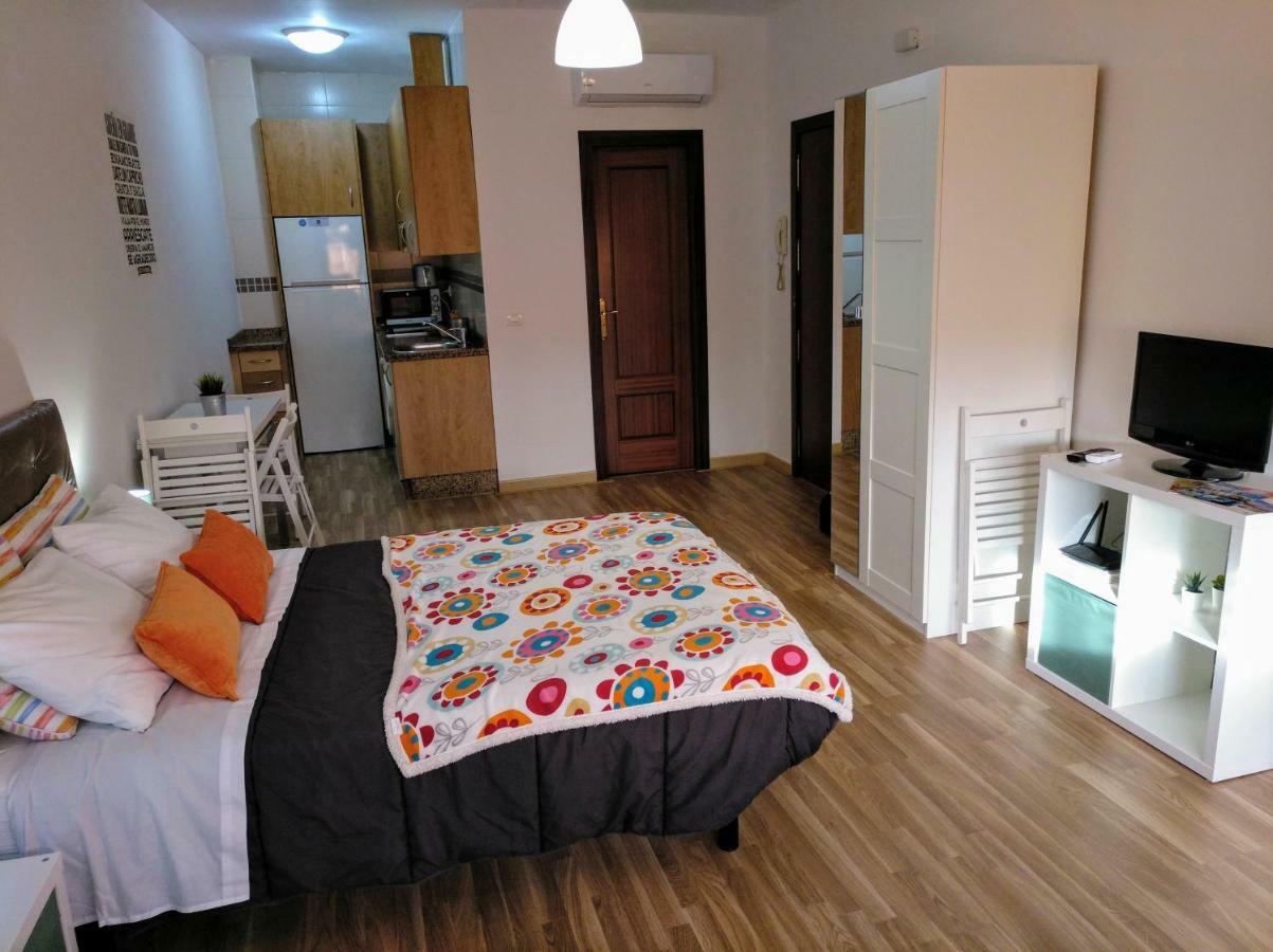 Apartamento Domingo Lozano Malaga Bagian luar foto