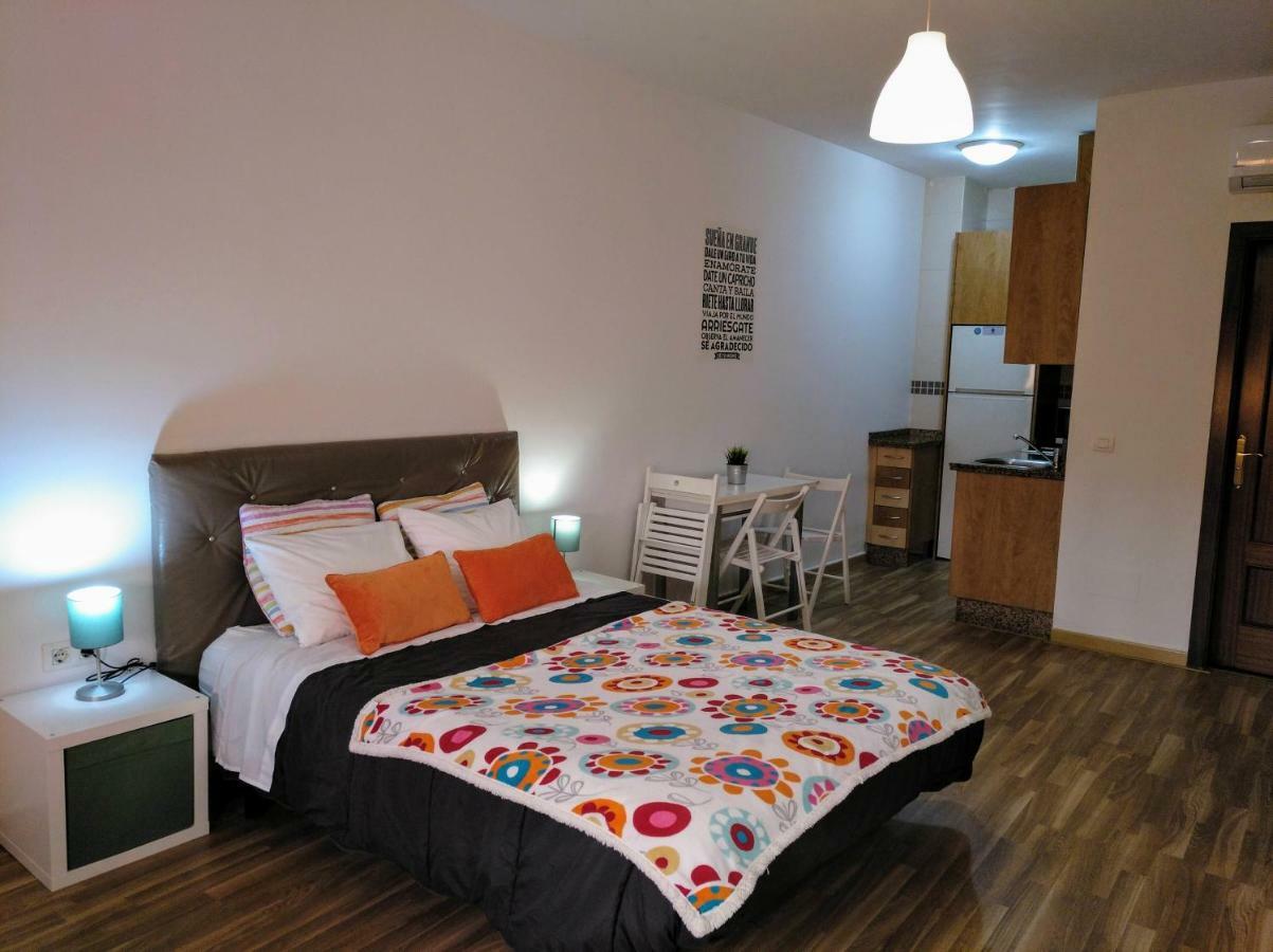 Apartamento Domingo Lozano Malaga Bagian luar foto