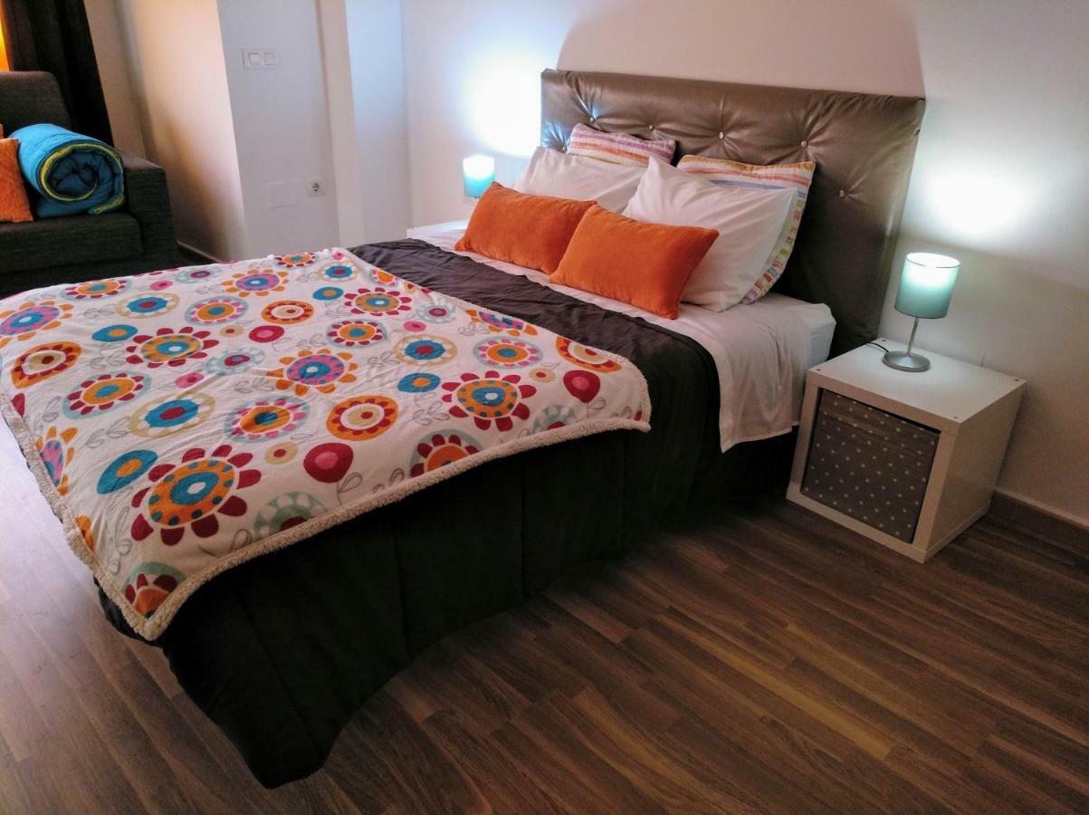 Apartamento Domingo Lozano Malaga Bagian luar foto